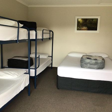 Fiordland Great Views Holiday Park Te Anau Exterior photo