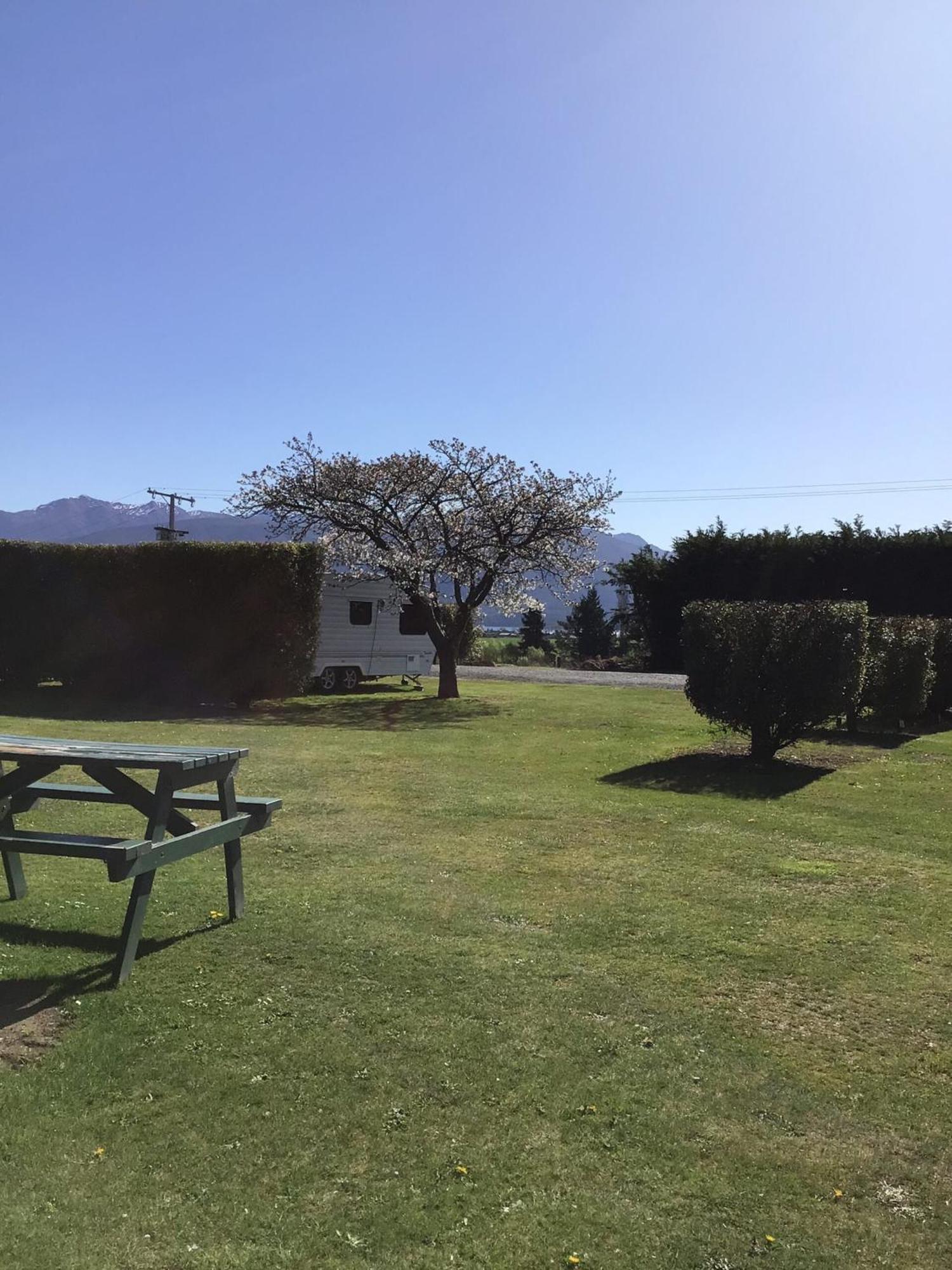 Fiordland Great Views Holiday Park Te Anau Exterior photo