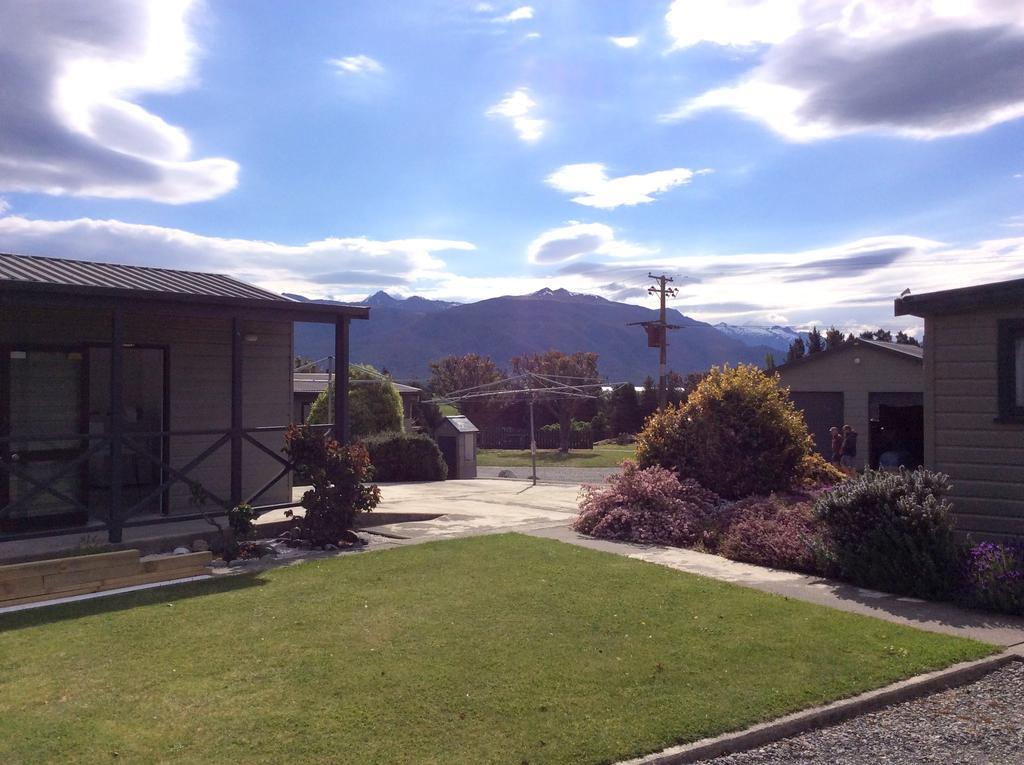 Fiordland Great Views Holiday Park Te Anau Exterior photo