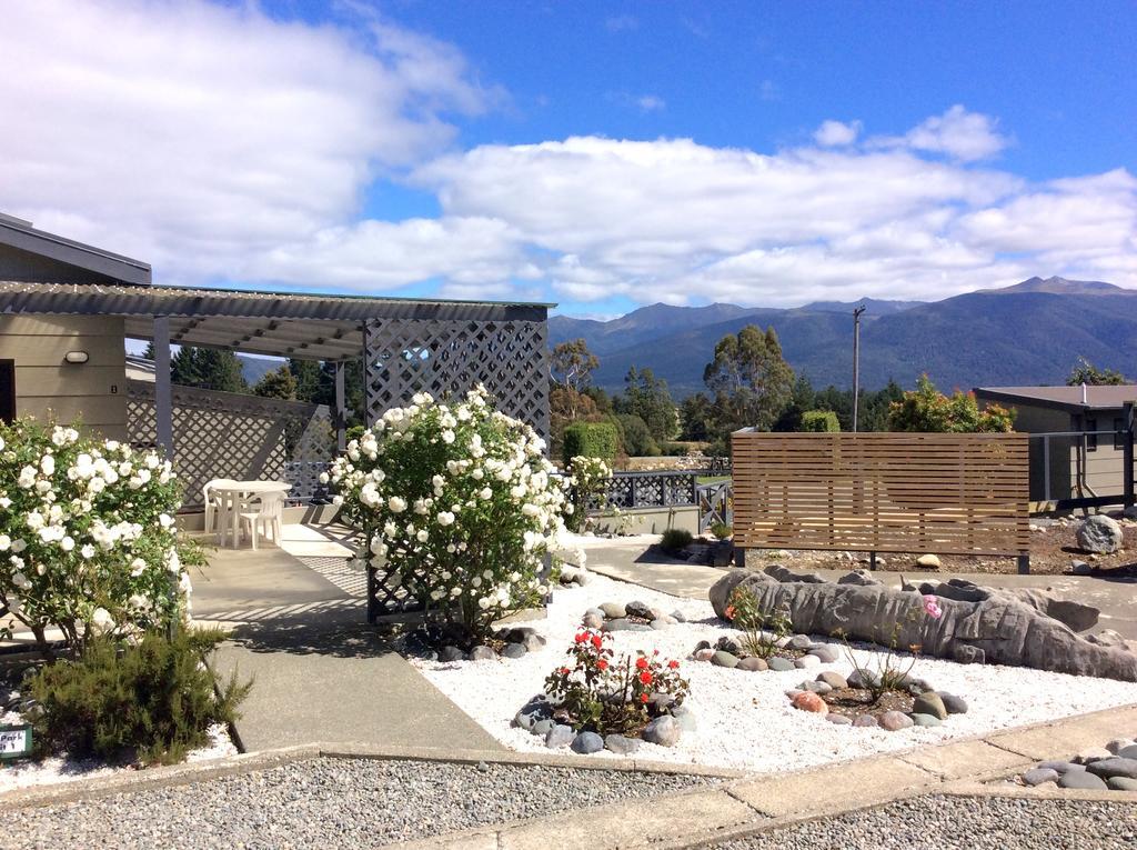 Fiordland Great Views Holiday Park Te Anau Exterior photo