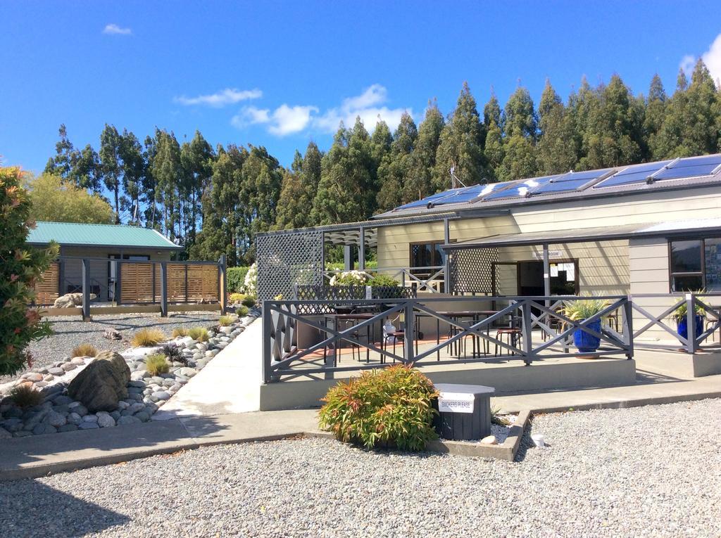 Fiordland Great Views Holiday Park Te Anau Exterior photo