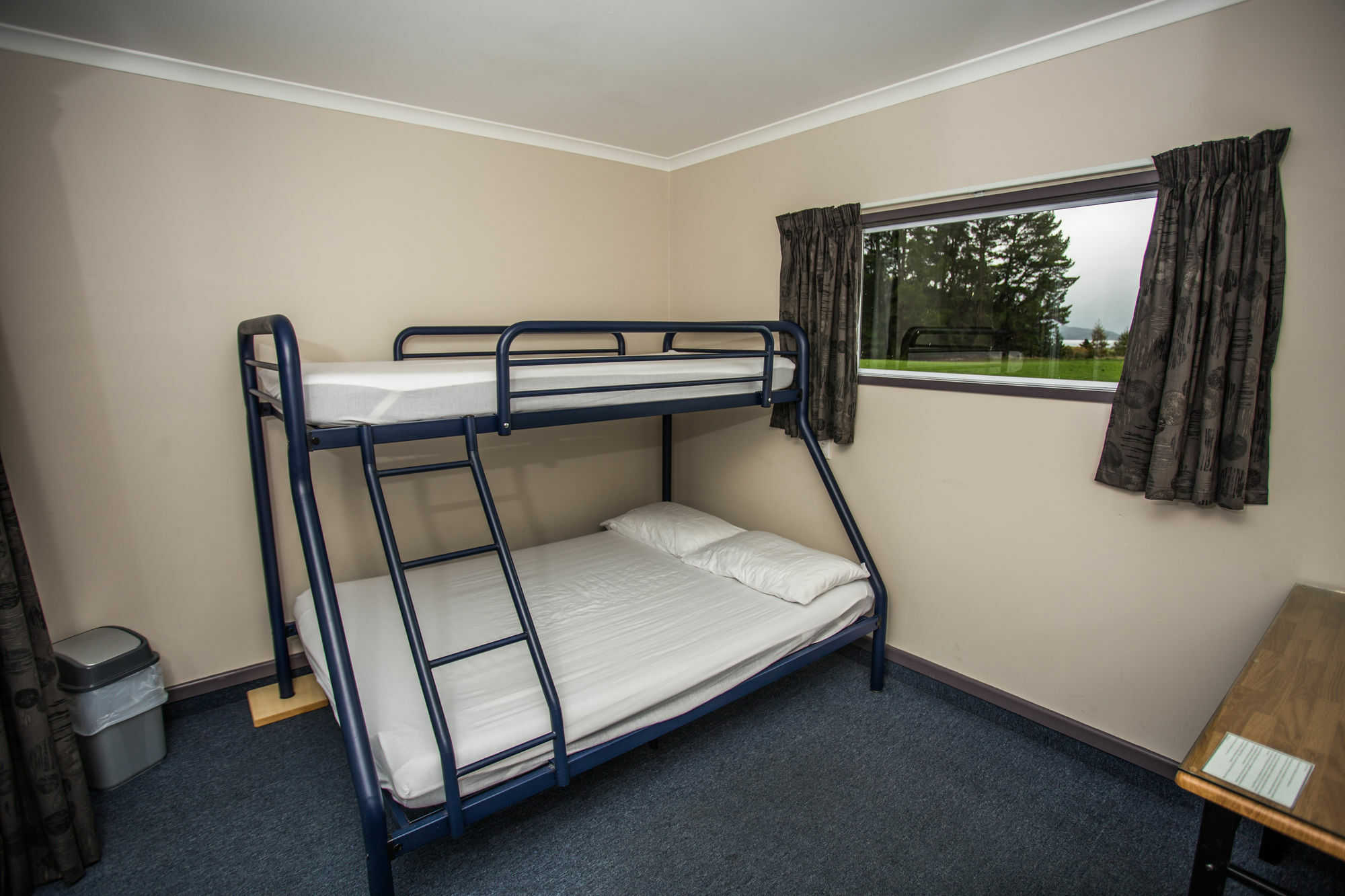Fiordland Great Views Holiday Park Te Anau Exterior photo